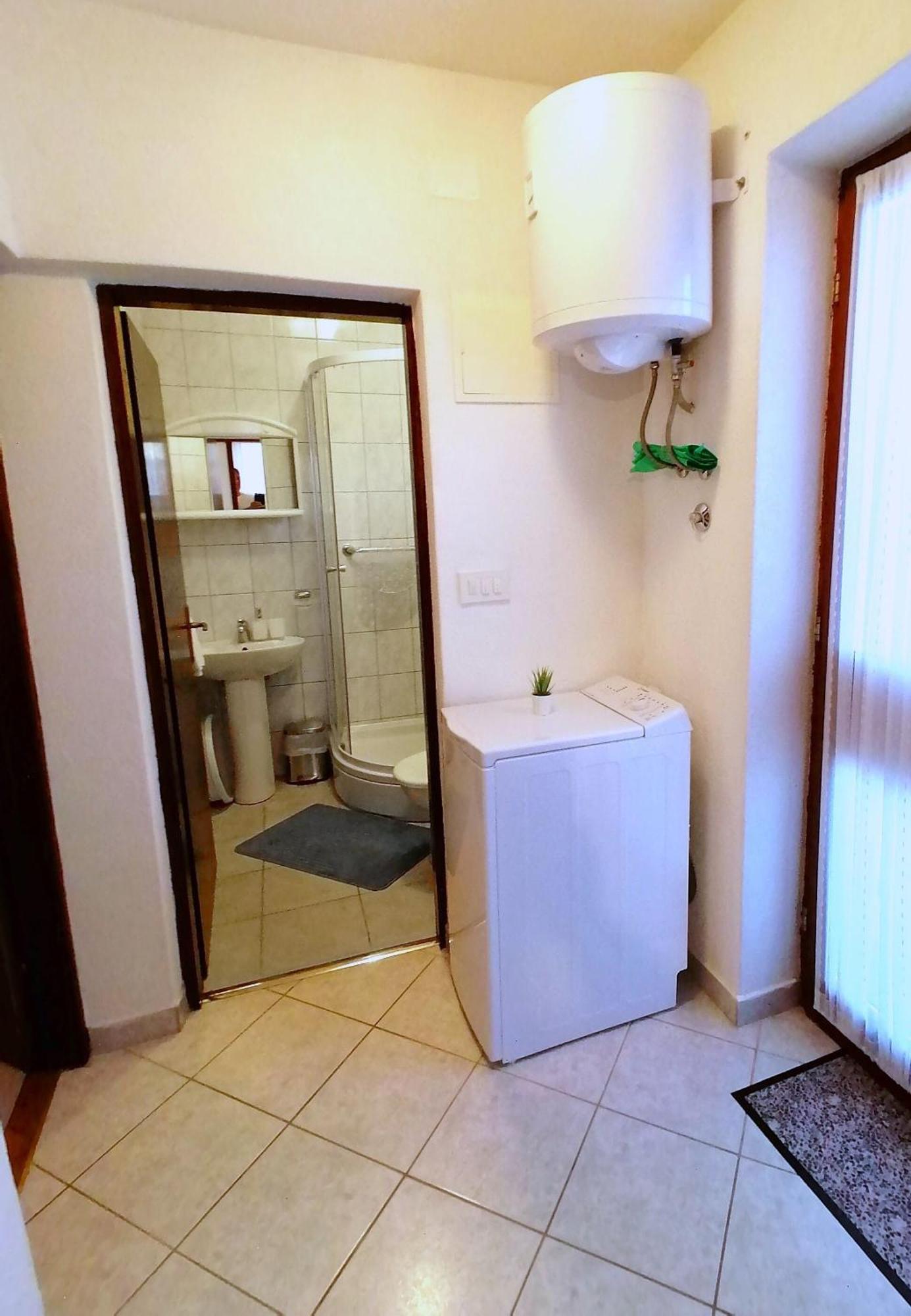Apartments Miha Đảo Krk Ngoại thất bức ảnh